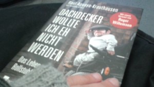 Foto: Buch von Raúl Krauthausen "Dachdecker wollte ich eh nicht werden"